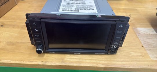 2012 ram radio
