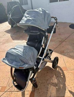 Uppababy V2 Stroller + accessories