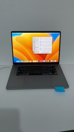 MacBook Pro I7 32gb 1tb