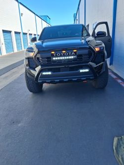 Tacoma black grille