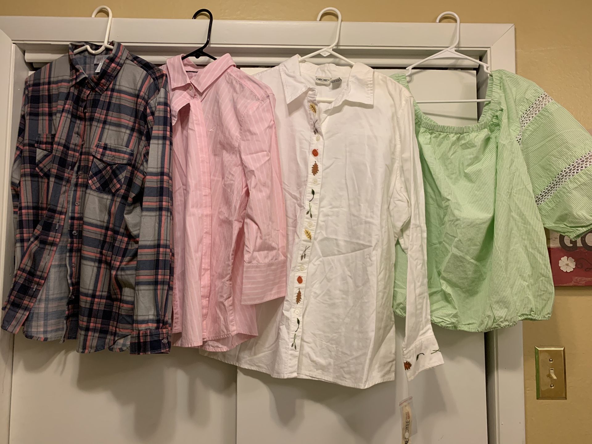 Women’s size XL shirts