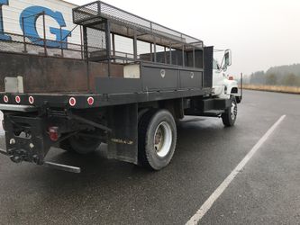 Parting out 2000 gmc c7500 flatbed