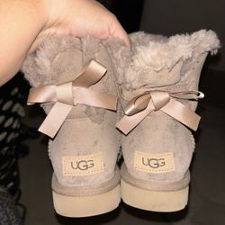 Ugg Boots Size 6 Women’s Light Brown Glitter, Wore Once