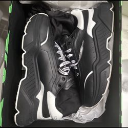 Dolce & Gabbana Size 43 (10)