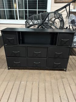 dresser