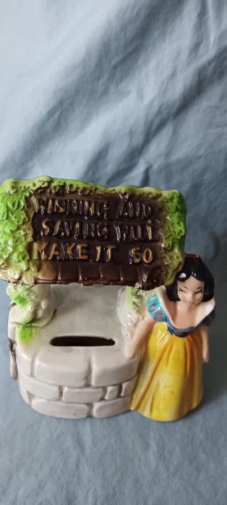 Snow White Ceramic Bank 1960's Disney Vintage No Stopper Teeny Chips See Pics