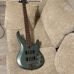 Yamaha 4 String Bass for Sale in Fontana, CA - OfferUp