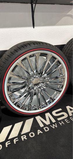 24s Vogue red line 305/35/24 6lug