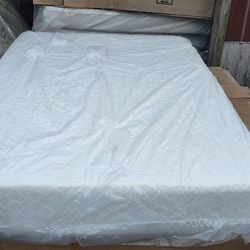 Memory Foam Queen Size Mattress (Mattress Only)