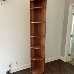 Corner shelf