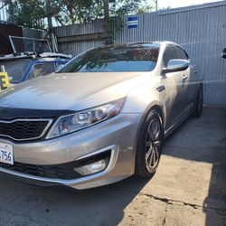 2012 Kia Optima Hybrid 