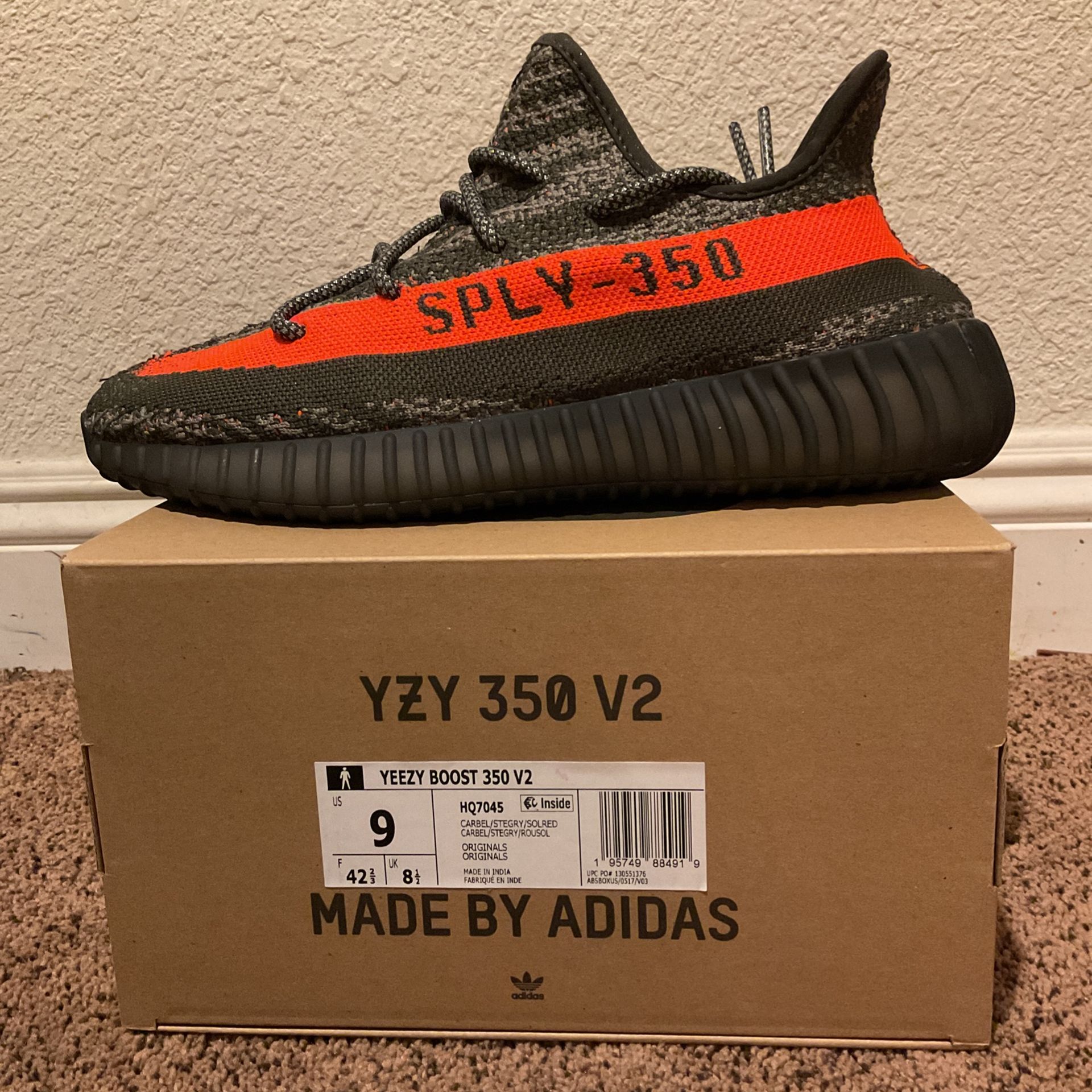 Yeezy 350 V2 Carbon Beluga size 9 sb dunks nike jord
