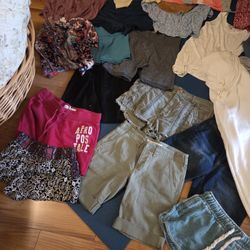 Juniors Lot Of Clothing 