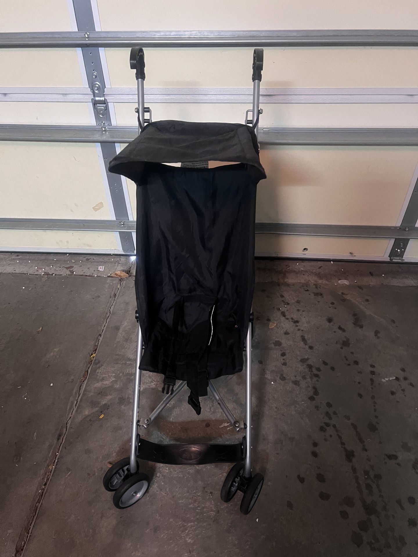 Selling black stroller for children. (Promotion!)