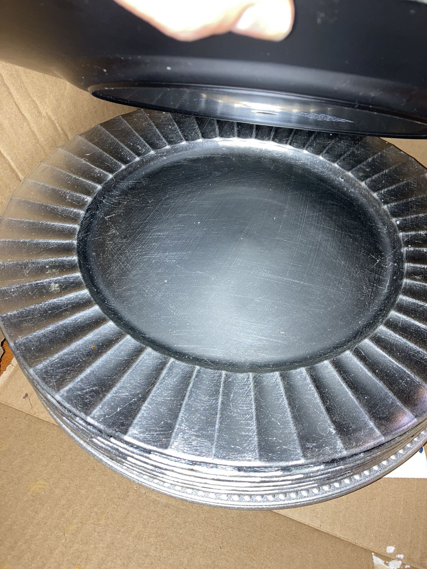 Charger Plates 25 For $10 Silver And Black