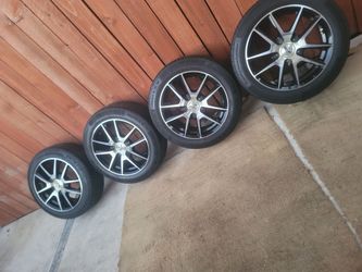 Wheel 16 4 Lugs Universal like new 4x100 and 4x108