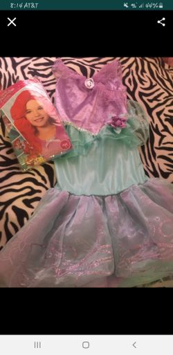 Size 5 to 6 Ariel wig included