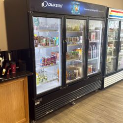 Dukers Commercial Refrigerator 