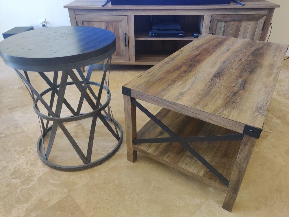 Family Room Sofa And Tables