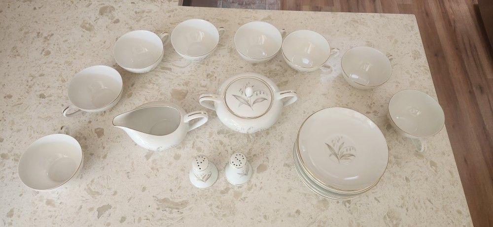 Mid-Century Fine China Japan