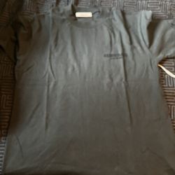 Black Essentials t shirt 