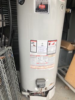 Water Heater. 75 Galons Excelente Condition.