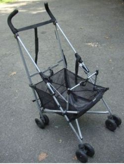 Maclaren easy Traveller car seat stroller adapter for Sale in Long Beach CA OfferUp