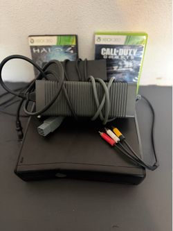 Microsoft Xbox 360 Slim Console Bundle + 7 Games - No Controllers - Tested