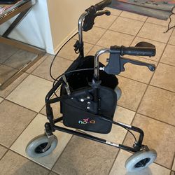 NOVA 3 Wheel Traveler Walker
