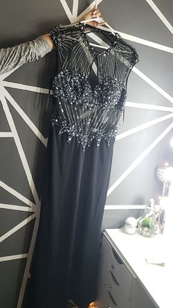 Black dress 👗 🖤