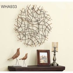 31.9” Wall art is handcrafted metal