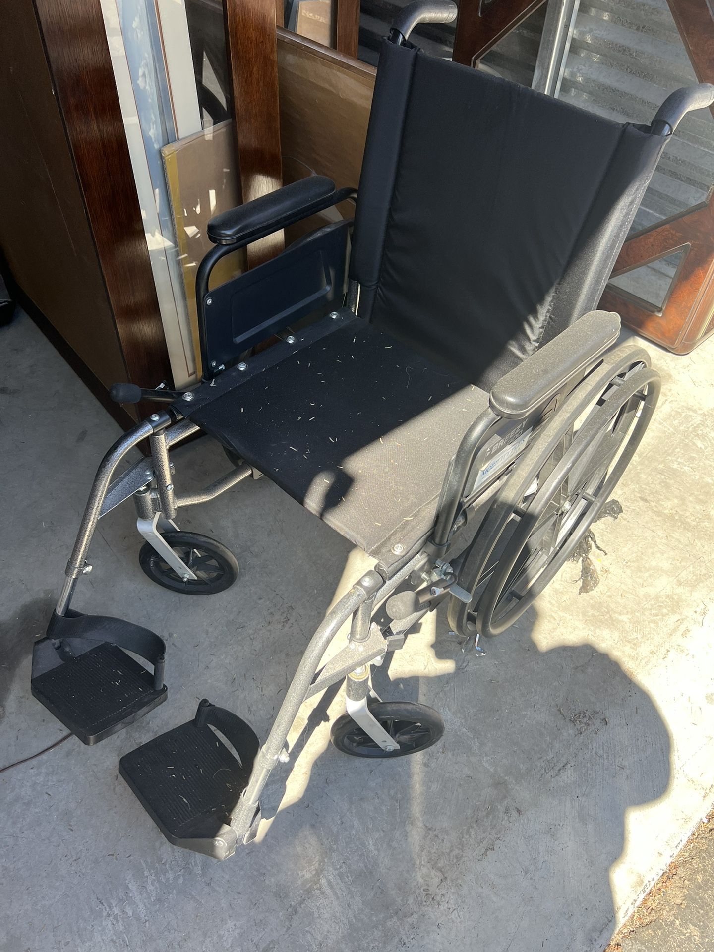 Breezy 500 Wheelchair