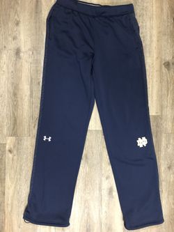 Notre Dame Under Armour Fleece Jogging Pants - Small (has drawstrings at ankles)