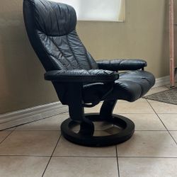 Stressless Ekorne Leather Recliner