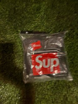 Supreme socks