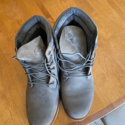 Women’s Timberland Boots - Grey Size 9