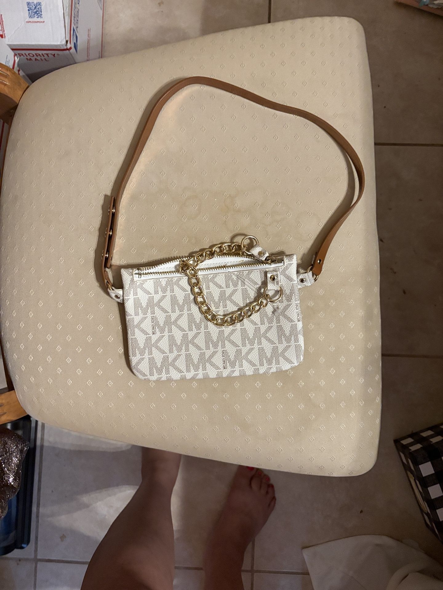 Michael Kors Crossbody