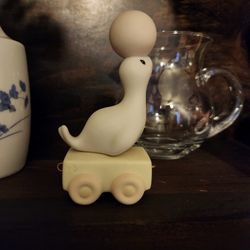 Precious Moments Seal