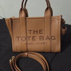 Like New Marc Jacobs Small Tote Bag
