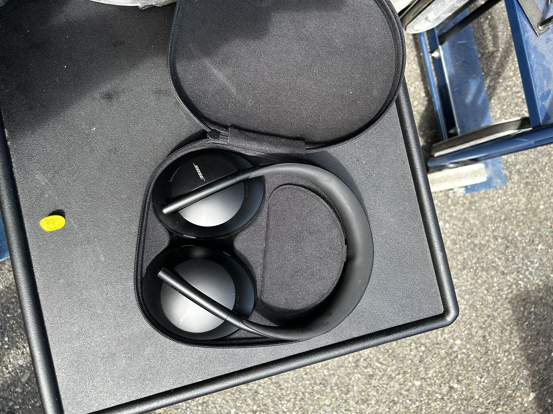 Bose 700 Nose-Canceling