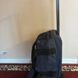 Rolling Duffle Bag Luggage  Travel  22" x 12" x 11" 
