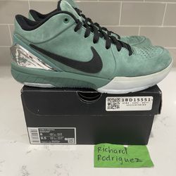 Nike Kobe 4 Protro Girl Dad size 8