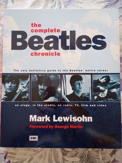The Complete Beatles Chronicle by Mark Lewisohn