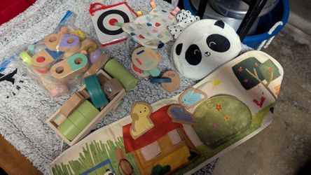 Baby KiwiCo Bundle