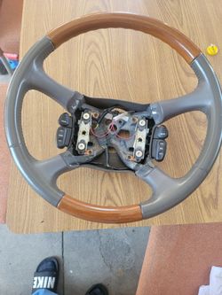 2002 ESCALADE OEM STEERING WHEEL