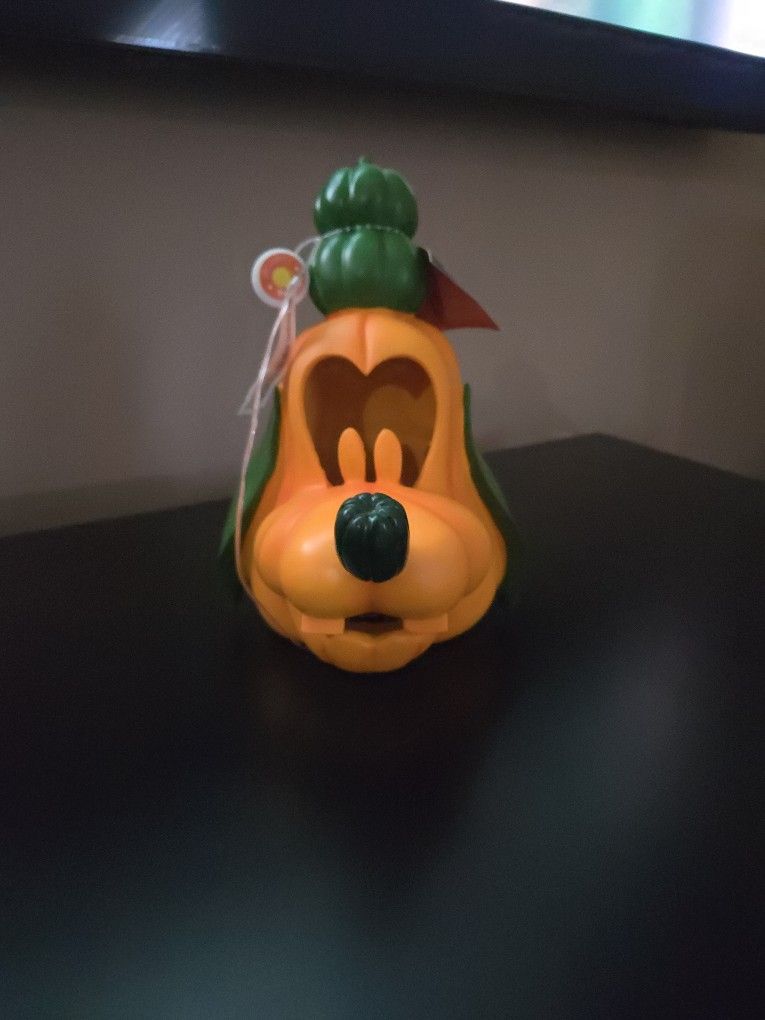 Disney LED GOOFY PUMPKIN