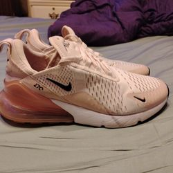 Nike Air Max 270 Women's Sneakers Sz 9