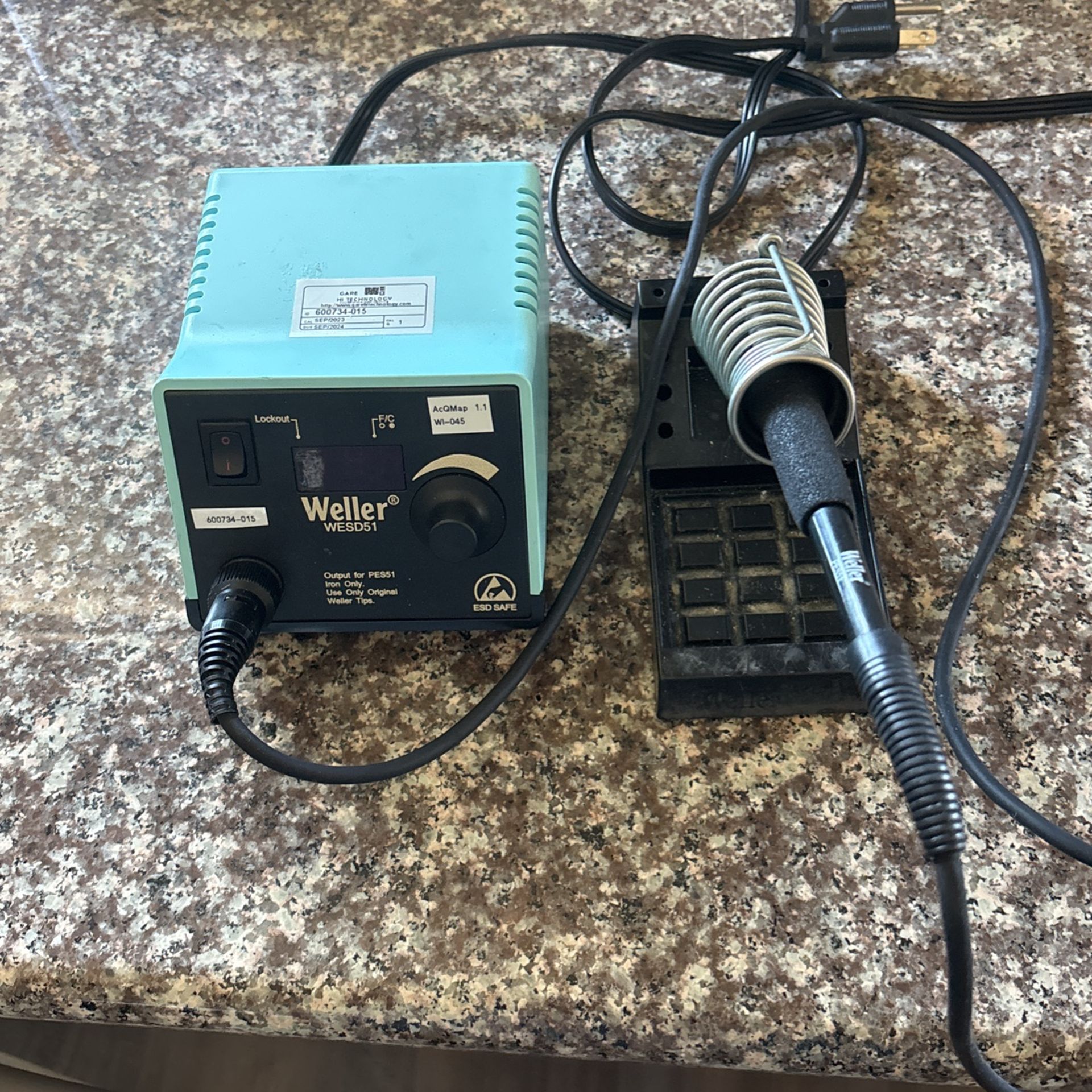 weller WESD51 soldering iron