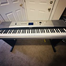 Yamaha Grand Piano Keyboard
