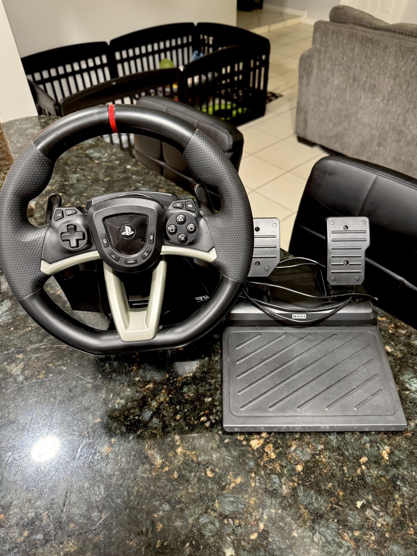 HORI Racing Wheel Apex for Playstation 5, PlayStation 4 and PC
